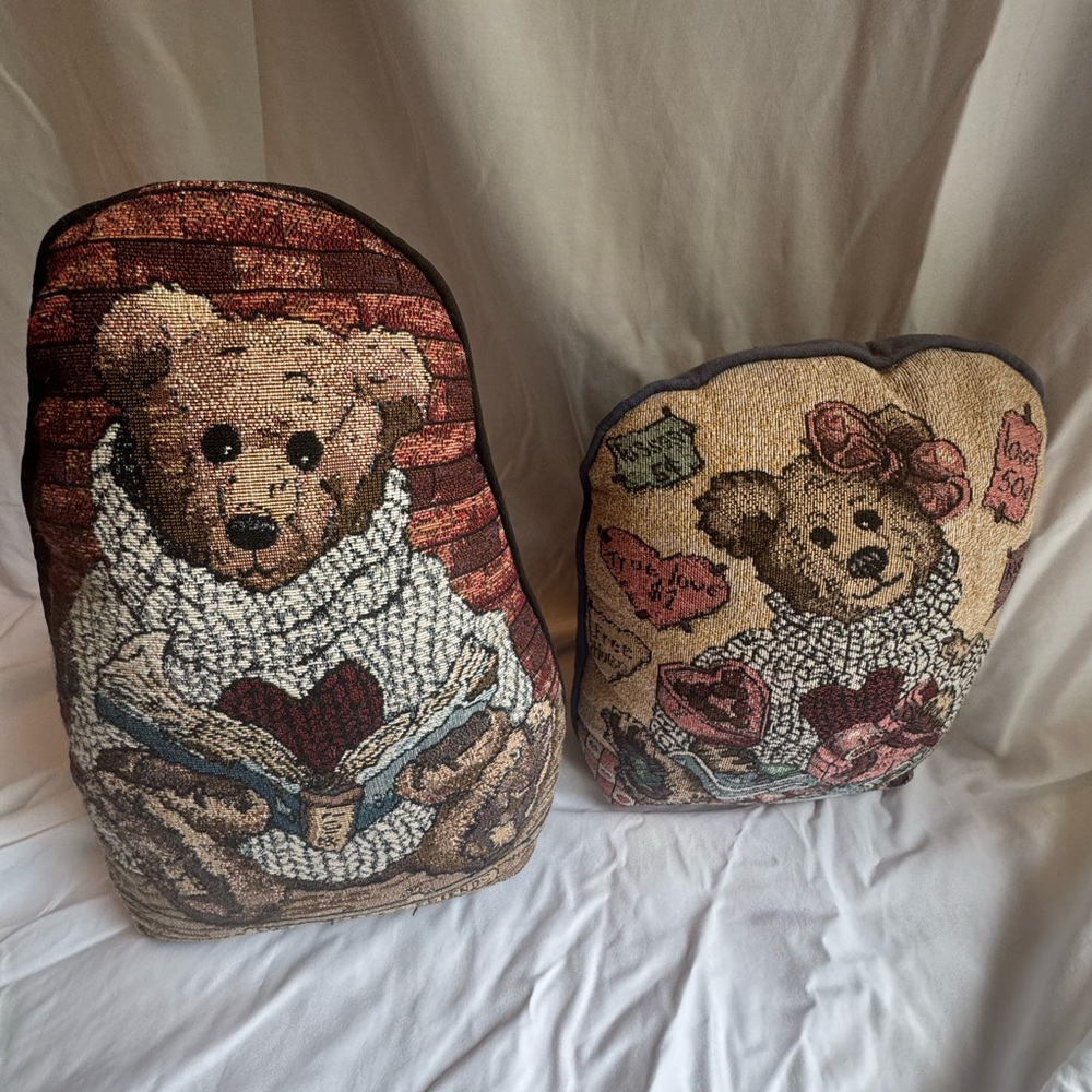 Boyds Bears Accent Pillows - Brown and Red
